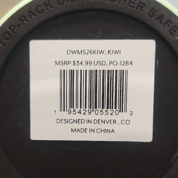 BrüMate Multishaker 26 oz Water Bottle In Kiwi Green With Extra Lid - Picture 6 of 6